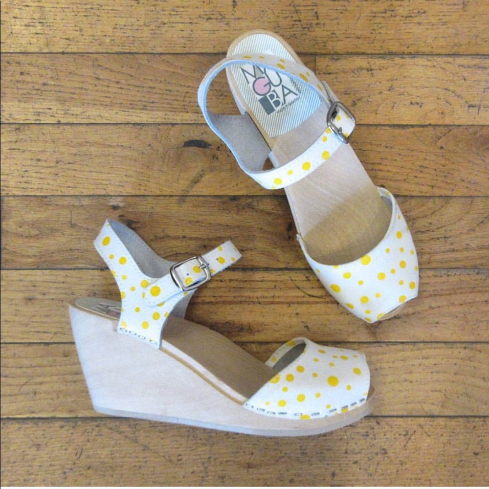 Maguba platform clogs